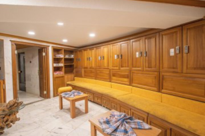 Hotel Interior 15 of 29