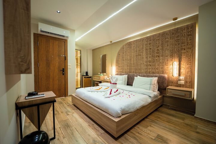 Room 42 of 109