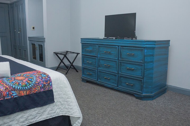 Room 19 of 149