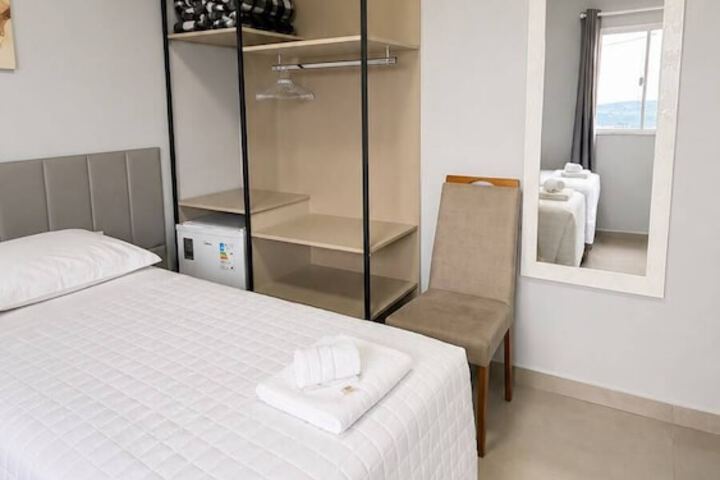 Room 48 of 91