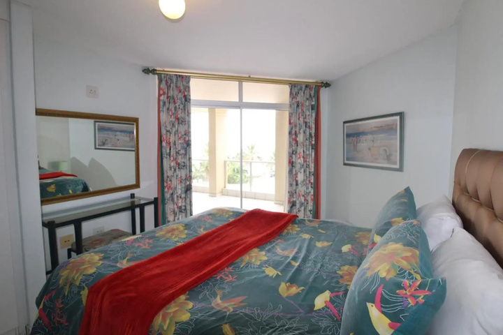 Room 5 of 14