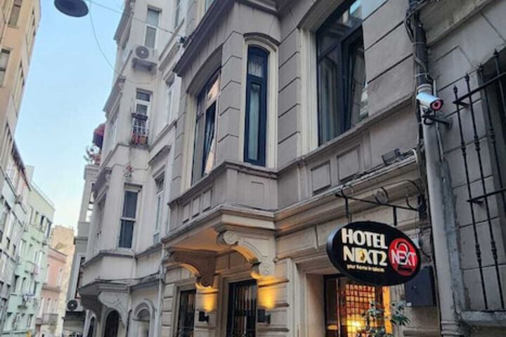 Hotel 82 of 84