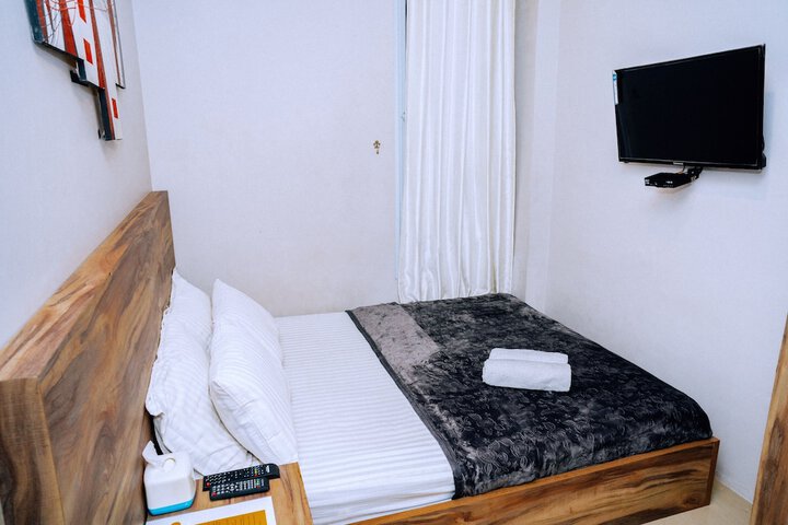 Room 9 of 43