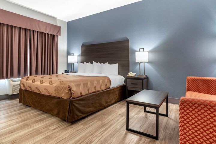 Room 12 of 24