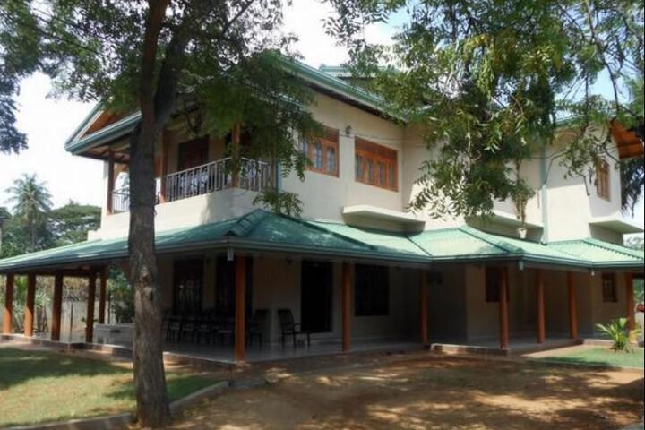 Alketha Holiday Bungalow