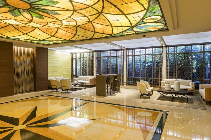 Hotel Lobby