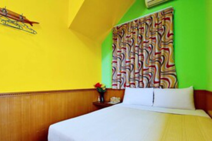 Room 19 of 28