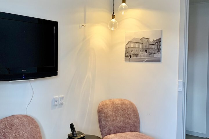 Room 10 of 45