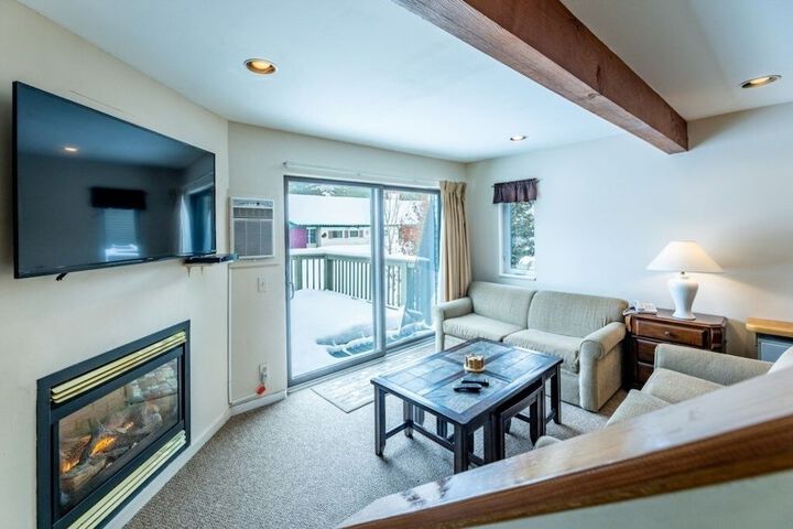 4br Private Townhouse at Smugglers Notch Resort 4 Bedroom Condo