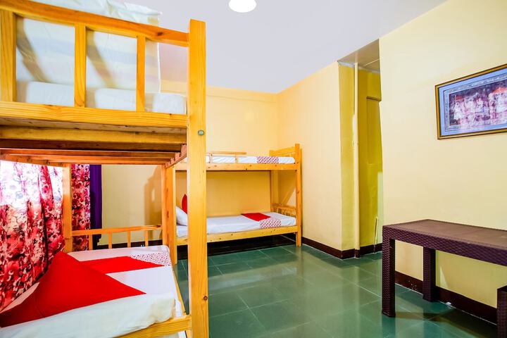 Room 13 of 25