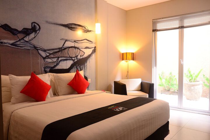 Room 10 of 36