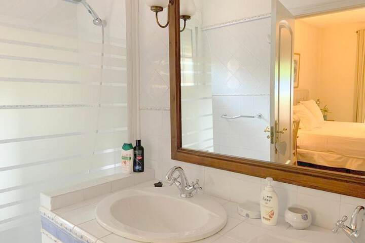 Bath Photo