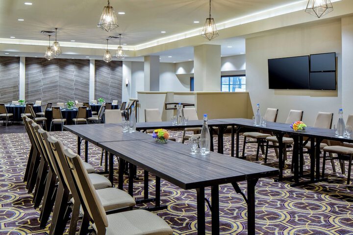 Meeting facility