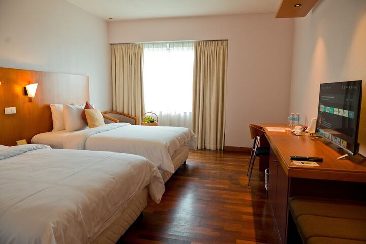 Room 15 of 40