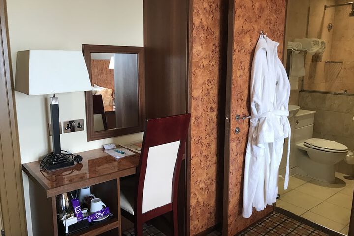 Room 21 of 72
