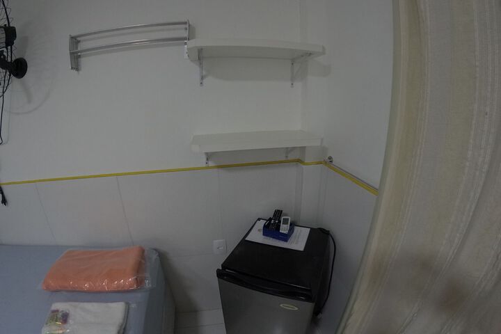 Room 33 of 91