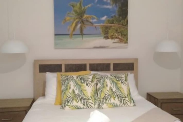Room 11 of 84