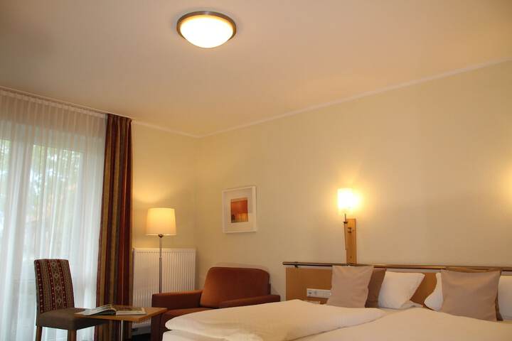 Room 32 of 101