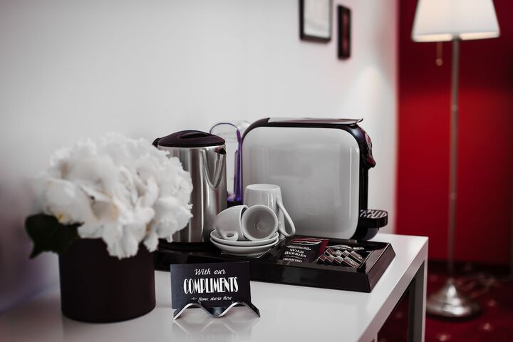 Breakfast/Coffee Service 16 of 40