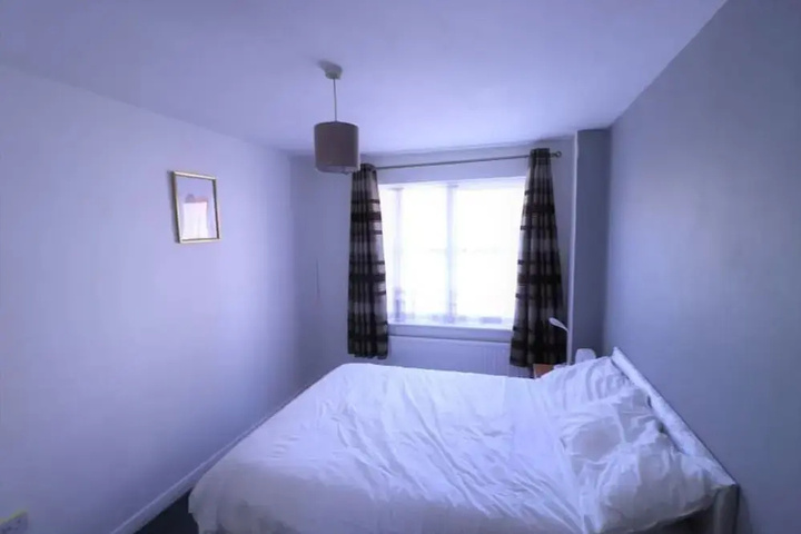 A Quiet Residential 3 Bedroom Family House b / w Kings Cross and Camden Town