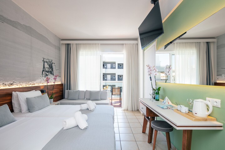 Room 60 of 171