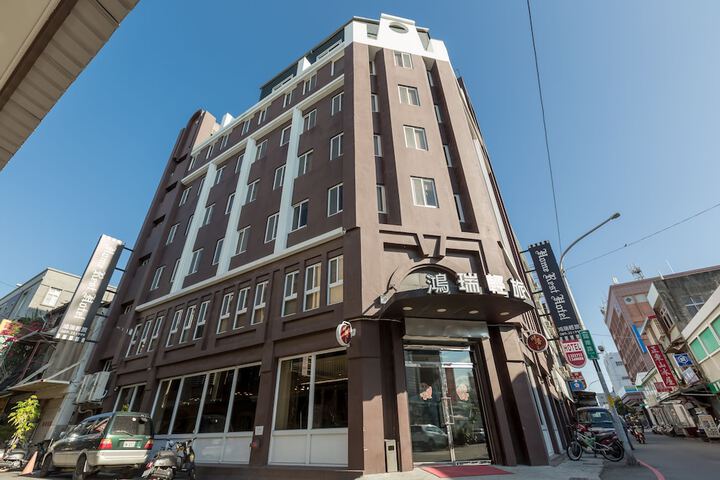 Hotel 59 of 61