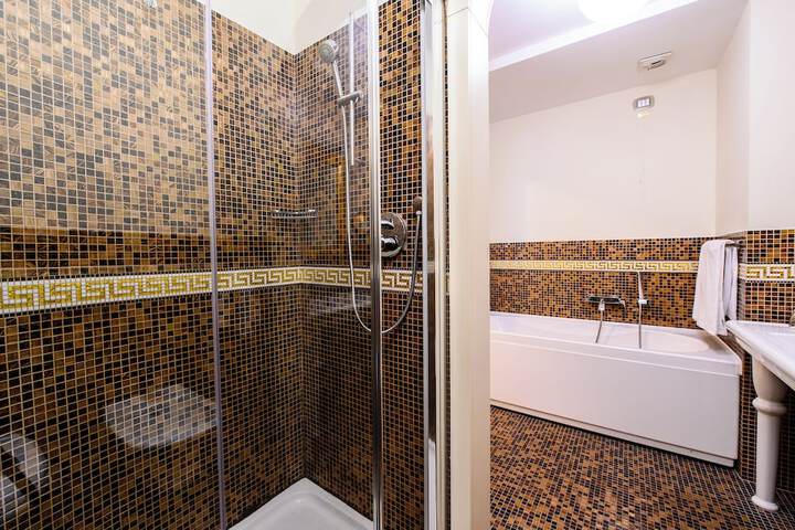 Bathroom Interior Photo