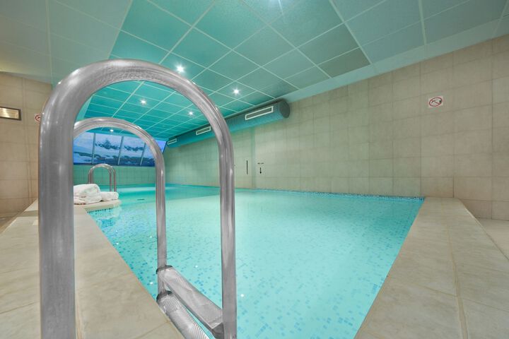 Pool 16 of 58