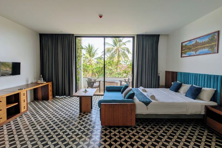 Room 16 of 30