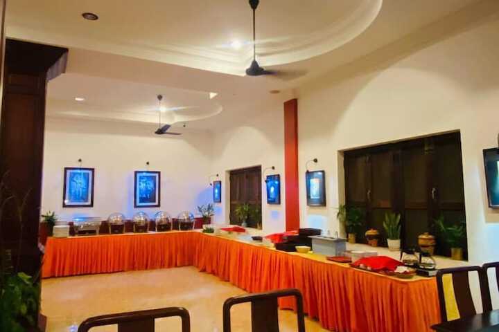 Dining 94 of 134