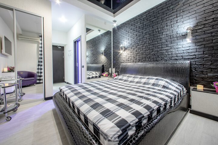 Room 17 of 42