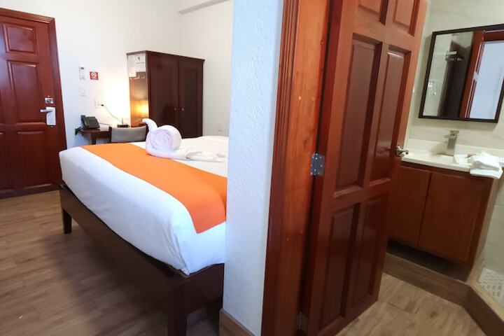 Room 20 of 35