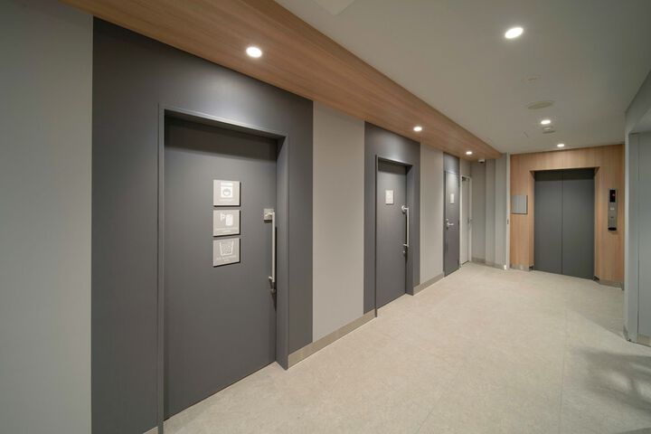 Ballroom/Hall 49 of 56