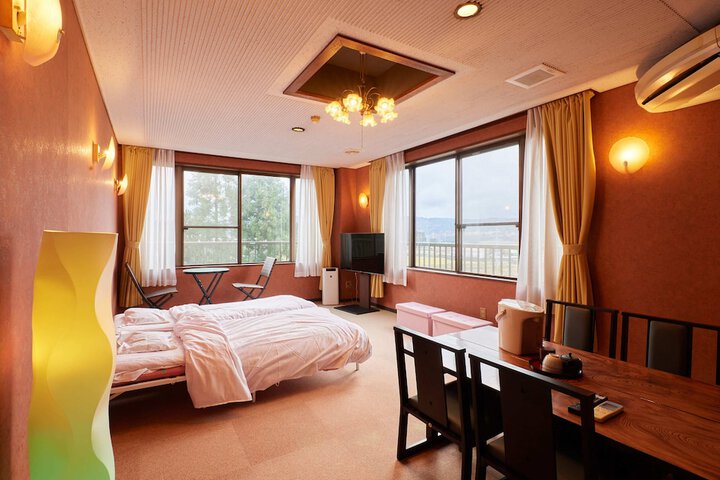 Room 21 of 75