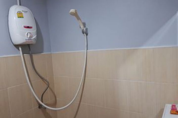 Room 8 of 29