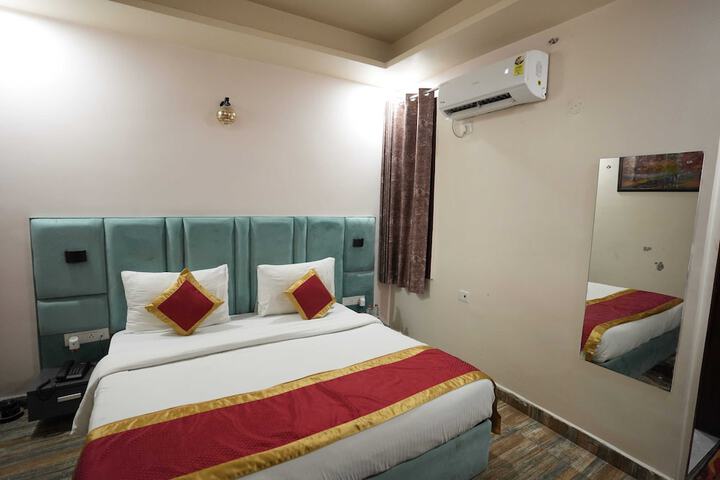 Room 20 of 40