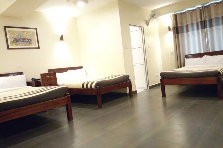 Room 8 of 21