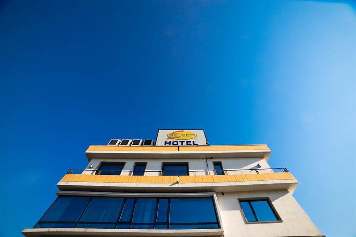 Hotel 45 of 59