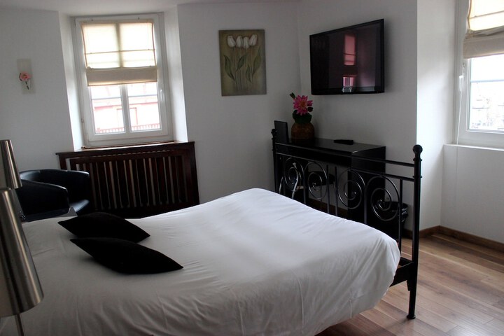 Room 13 of 39