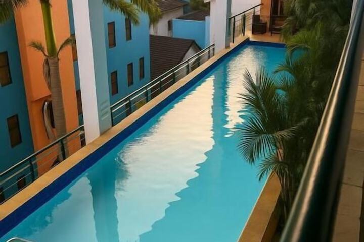 Pool 7 of 10
