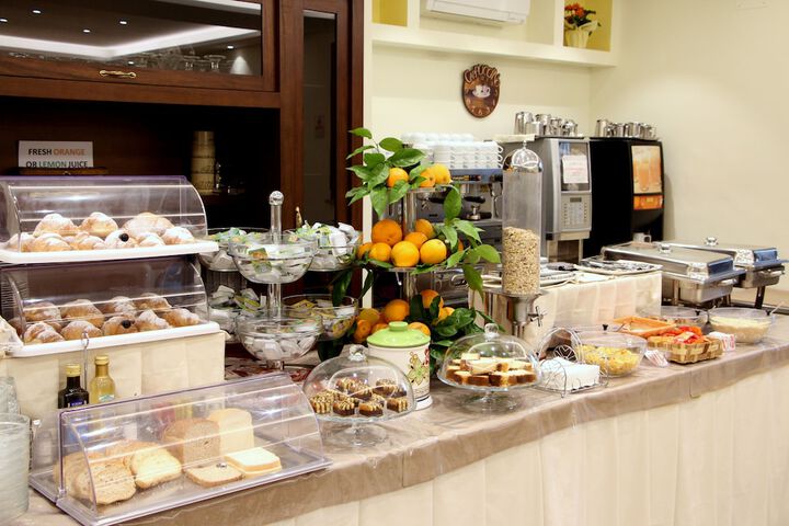 Breakfast/Coffee Service 39 of 75