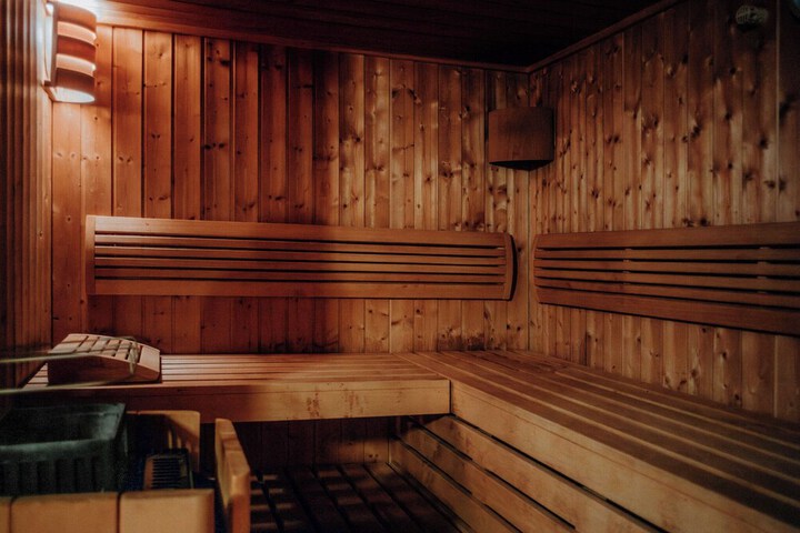 Spa 20 of 48