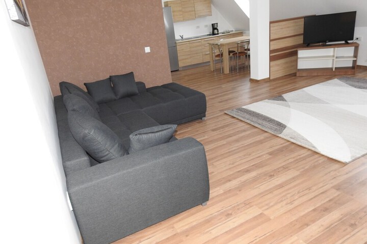 Room 16 of 23
