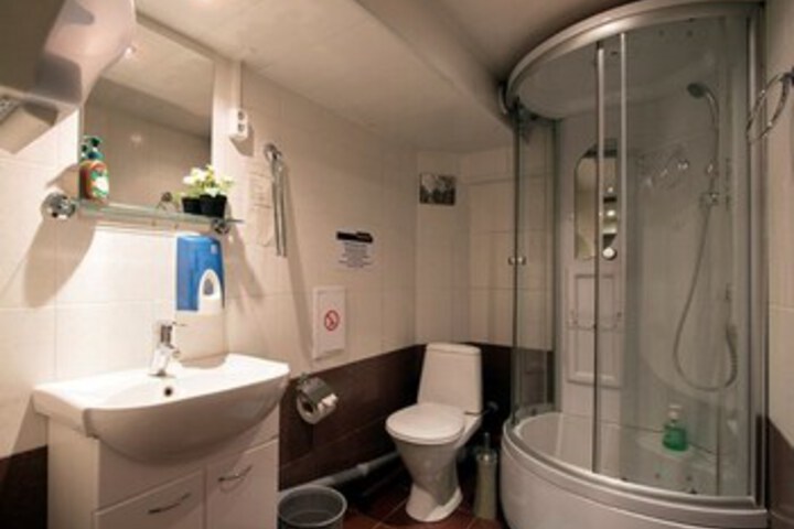 Room 13 of 52