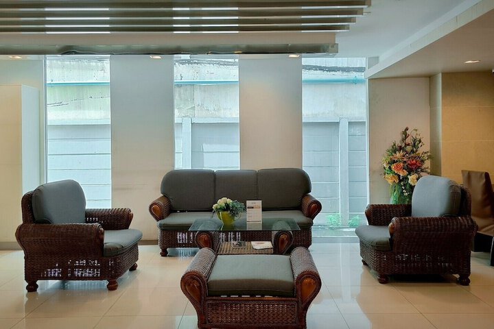 Lobby Entry