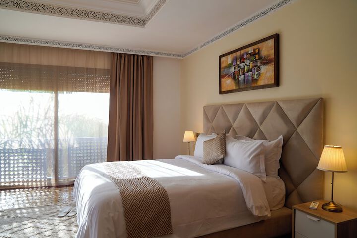 Room 3 of 79