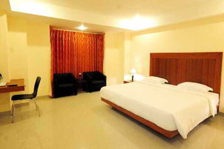 Room 2 of 4