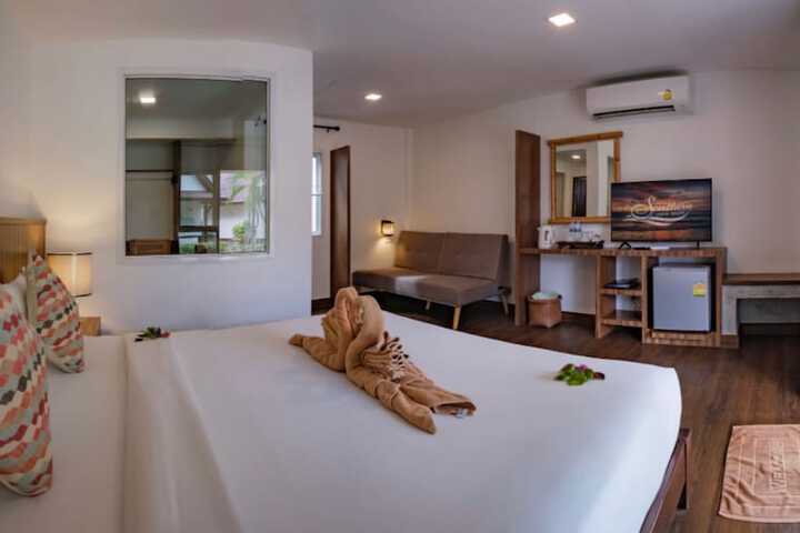 Room 27 of 149