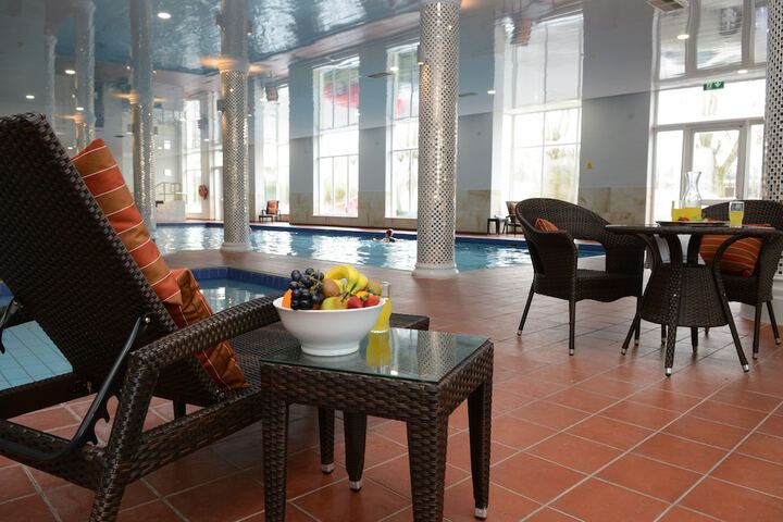 Pool Hotel