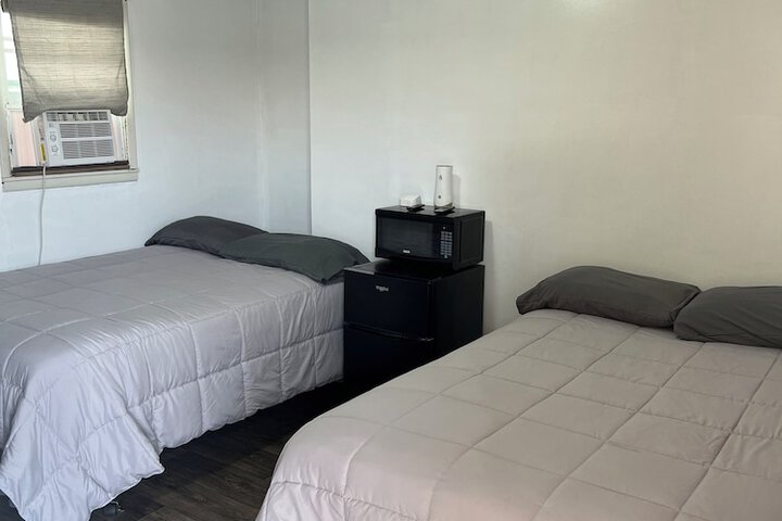Room 2 of 13